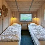 Holiday home 4 Bedroom Gorgeous In
