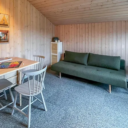 Holiday home 4 Bedroom Gorgeous In *